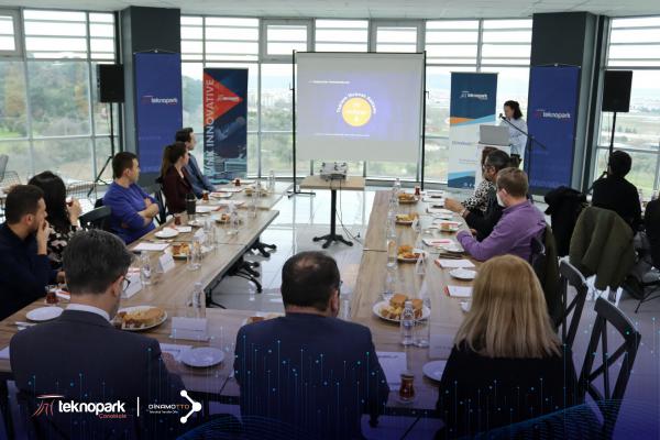 Meet-Up Academy Etkinliğimizde Diş Hekimliği Fakültesi Akademisyenleri ile Buluştuk.